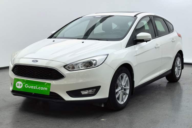 Used Ford Focus 2018 Hatchback Classic 1.6L Automatic Trendy SmartDrive Edition Exterior 11