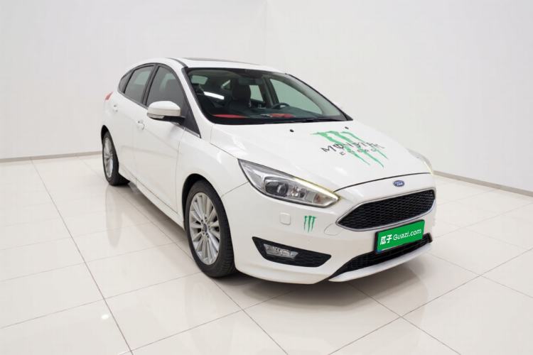 Used Ford Focus 2018 Hatchback Classic EcoBoost 180 Automatic Sport Edition Exterior 2