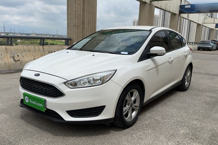 Used Ford Focus 2018 Hatchback Classic 1.6L Automatic Comfort Plus SmartDrive Edition Exterior 2
