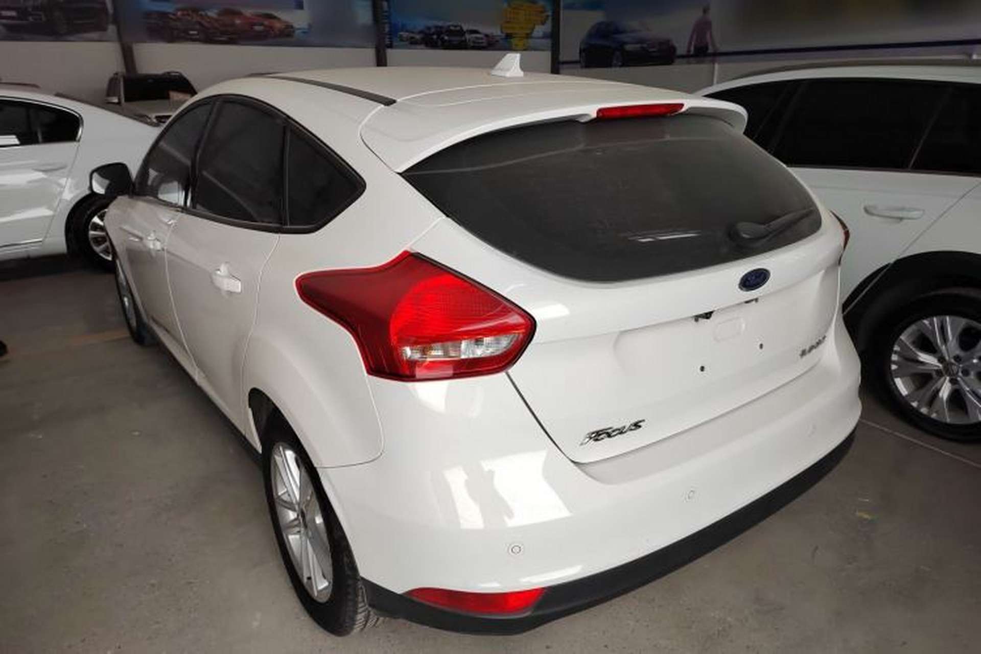 Used Ford Focus 2018 Hatchback Classic 1.6L Automatic Trendy SmartDrive Edition Exterior 2