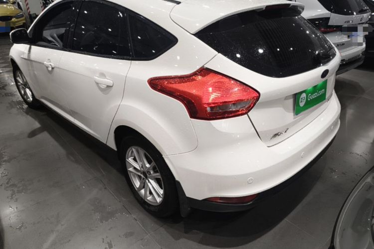 Used Ford Focus 2018 Hatchback Classic 1.6L Automatic Trendy SmartDrive Edition Exterior 2