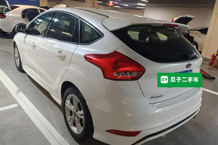 Used Ford Focus 2018 Hatchback Classic 1.6L Automatic Comfort Plus SmartDrive Edition Exterior 2