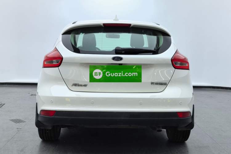 Used Ford Focus 2018 Hatchback Classic 1.6L Automatic Trendy SmartDrive Edition Exterior 2