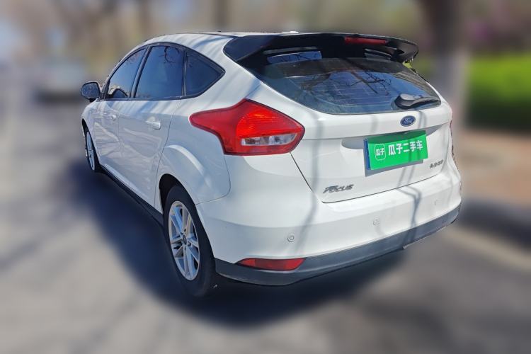 Used Ford Focus 2018 Hatchback Classic 1.6L Automatic Trendy SmartDrive Edition Exterior 3