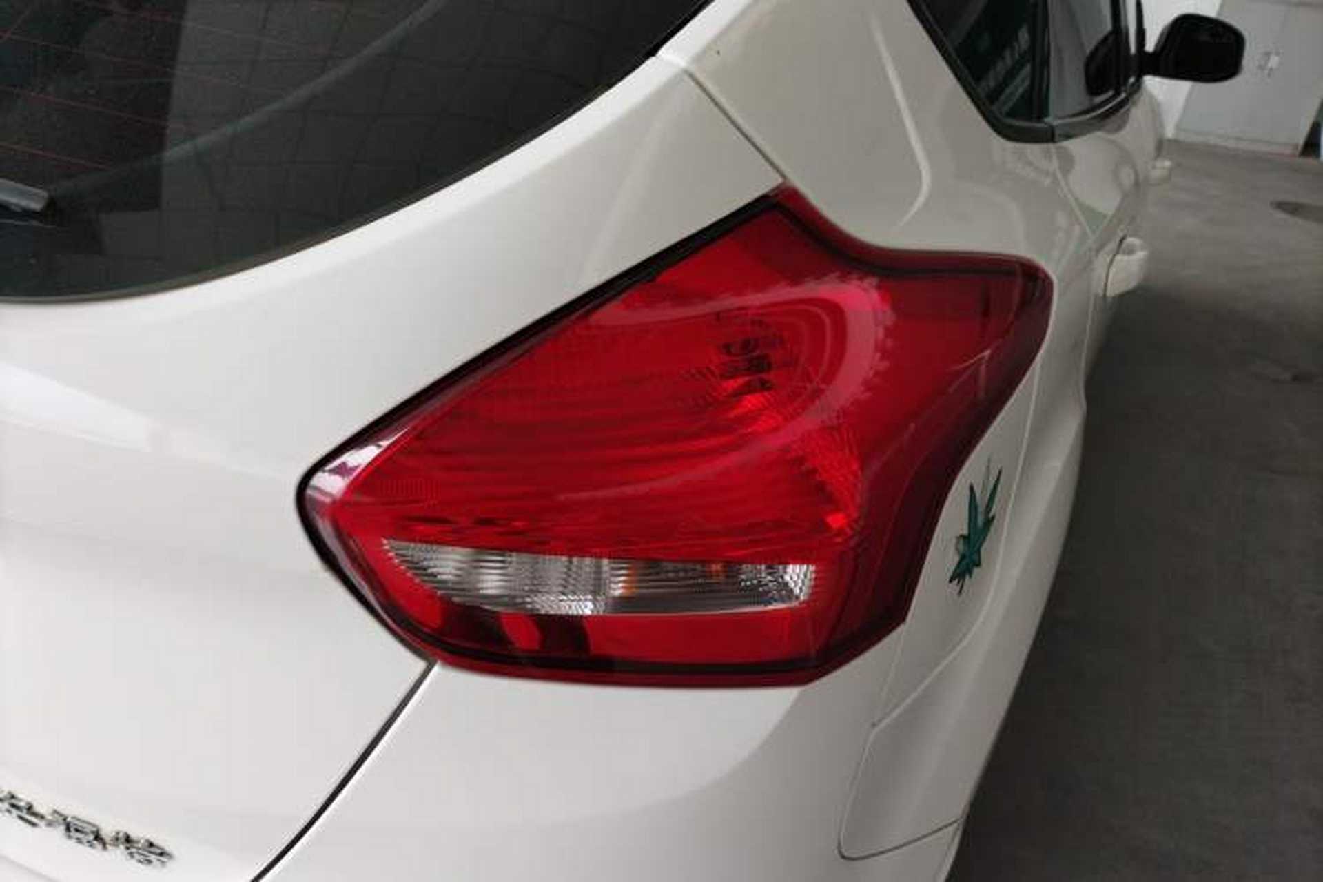Used Ford Focus 2018 Hatchback Classic 1.6L Automatic Comfort Plus SmartDrive Edition Exterior 3