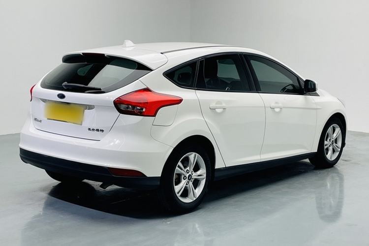 Used Ford Focus 2018 Hatchback Classic 1.6L Automatic Comfort Plus SmartDrive Edition Exterior 4