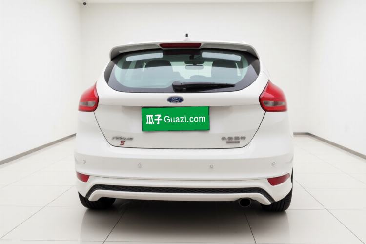 Used Ford Focus 2018 Hatchback Classic EcoBoost 180 Automatic Sport Edition Exterior 4