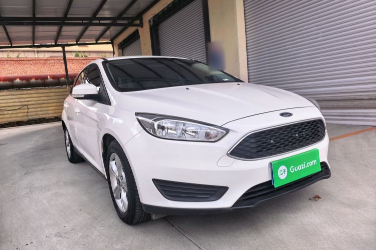 Used Ford Focus 2018 Hatchback Classic 1.6L Automatic Comfort Plus SmartDrive Edition Exterior 5