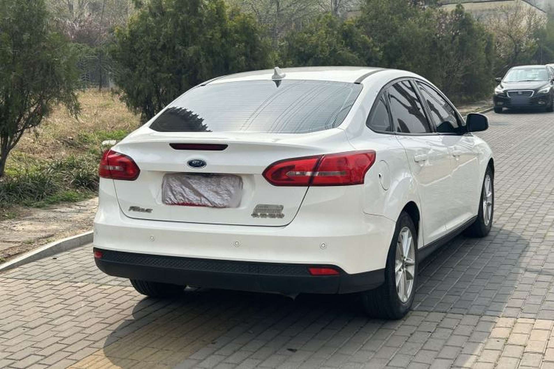 Used Ford Focus 2018 Sedan Classic 1.6L Automatic Trendy SmartDrive Edition Exterior 5