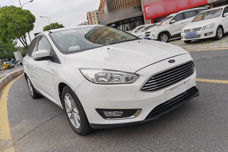 Used Ford Focus 2018 Sedan Classic 1.6L Automatic Trendy SmartDrive Edition Exterior 6