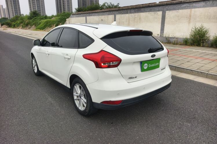 Used Ford Focus 2018 Hatchback Classic 1.6L Manual Fashion Edition SmartDrive Version Exterior 6
