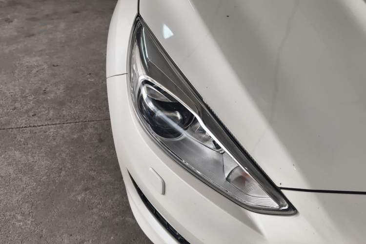 Used Ford Focus 2018 Hatchback Classic EcoBoost 180 Automatic Sport Edition Exterior 6