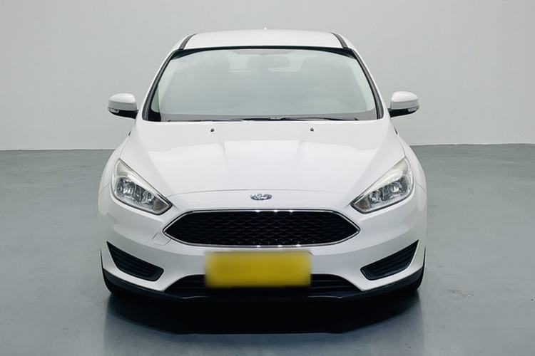Used Ford Focus 2018 Hatchback Classic 1.6L Automatic Comfort Plus SmartDrive Edition Exterior 7