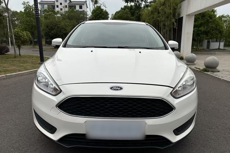 Used Ford Focus 2018 Hatchback Classic 1.6L Automatic Comfort Plus SmartDrive Edition Front