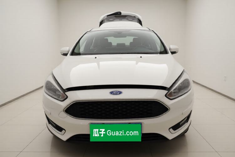 Used Ford Focus 2018 Two-Door Classic EcoBoost 125 Automatic Supercharged Style SmartDrive Edition Front