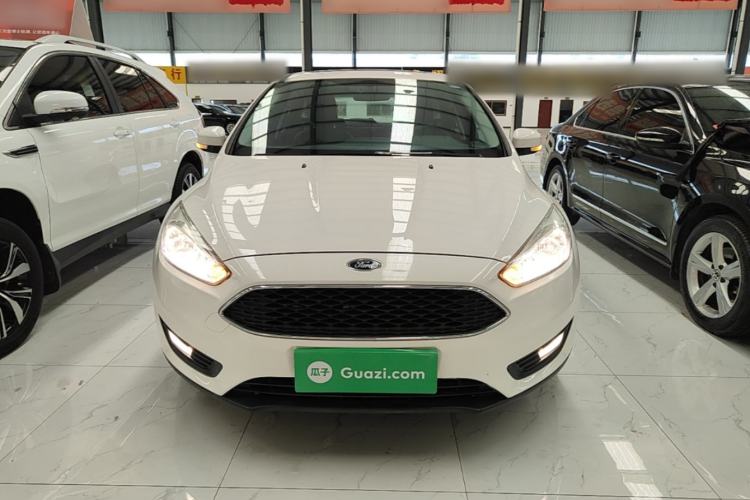 Used Ford Focus 2018 Hatchback Classic 1.6L Automatic Trendy SmartDrive Edition Front