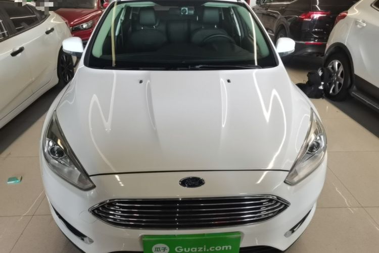 Used Ford Focus 2018 Sedan Classic EcoBoost 180 Automatic Elite Model Front