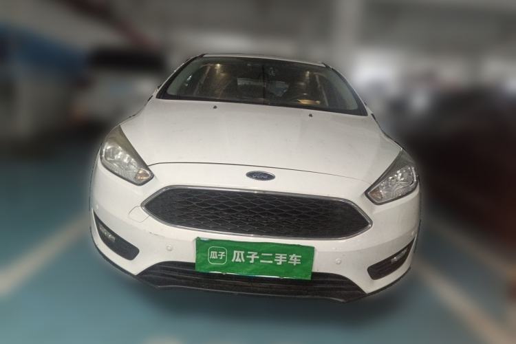 Used Ford Focus 2018 Two-Door Classic EcoBoost 125 Automatic Supercharged Style SmartDrive Edition Front