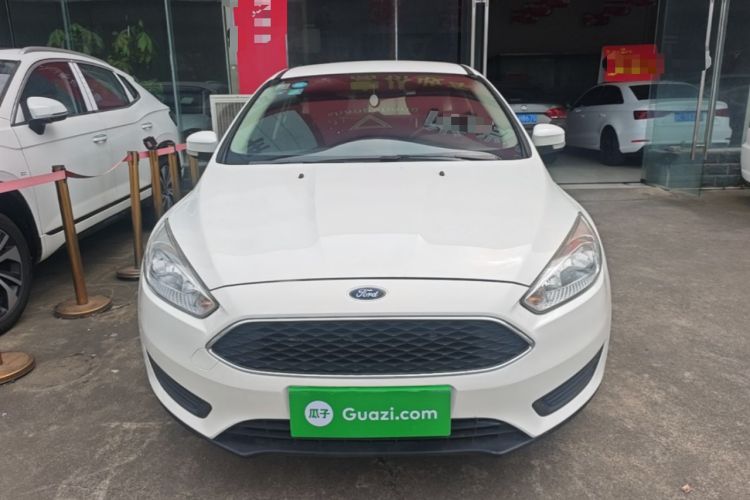 Used Ford Focus 2018 Hatchback Classic 1.6L Automatic Comfort Plus SmartDrive Edition Front