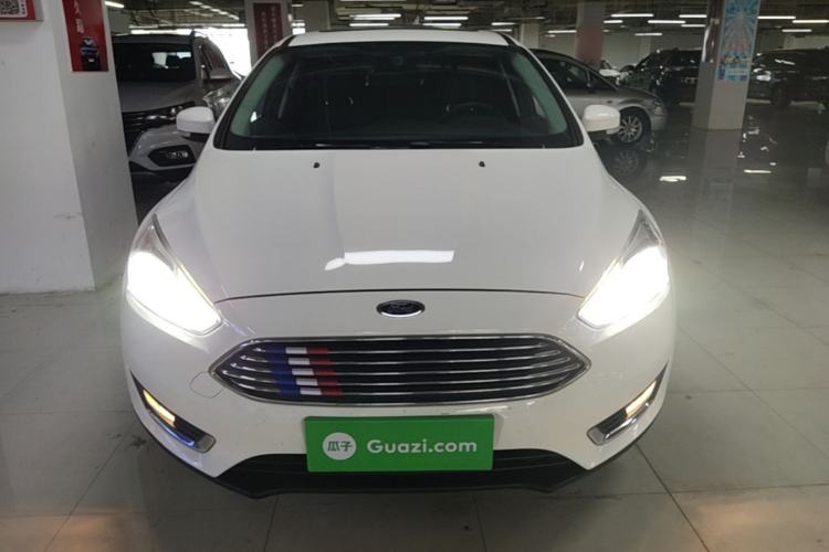 Used Ford Focus 2018 Sedan Classic EcoBoost 180 Automatic Elite Model Front