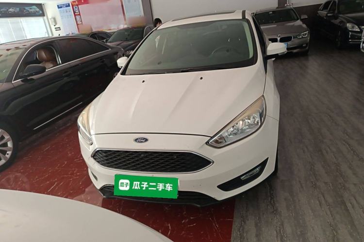 Used Ford Focus 2018 Hatchback Classic 1.6L Automatic Trendy SmartDrive Edition Front