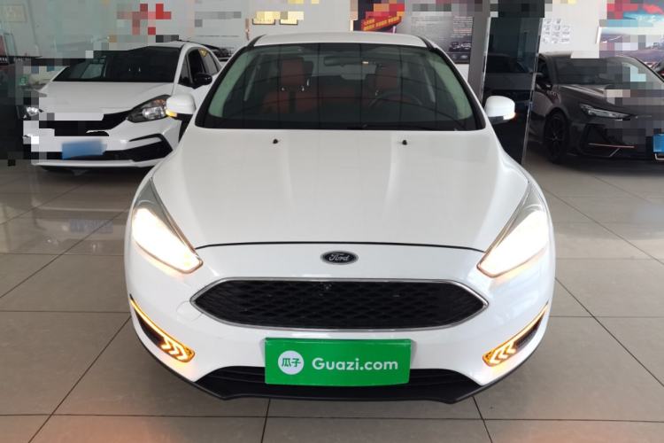 Used Ford Focus 2018 Hatchback Classic 1.6L Automatic Comfort Plus SmartDrive Edition Front