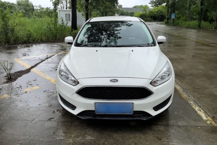 Used Ford Focus 2018 Hatchback Classic 1.6L Automatic Comfort Plus SmartDrive Edition Front