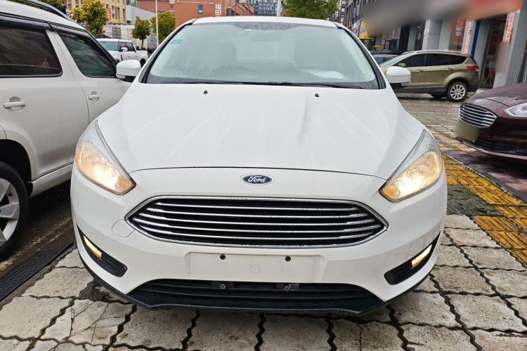 Used Ford Focus 2018 Sedan Classic 1.6L Automatic Trendy SmartDrive Edition Front