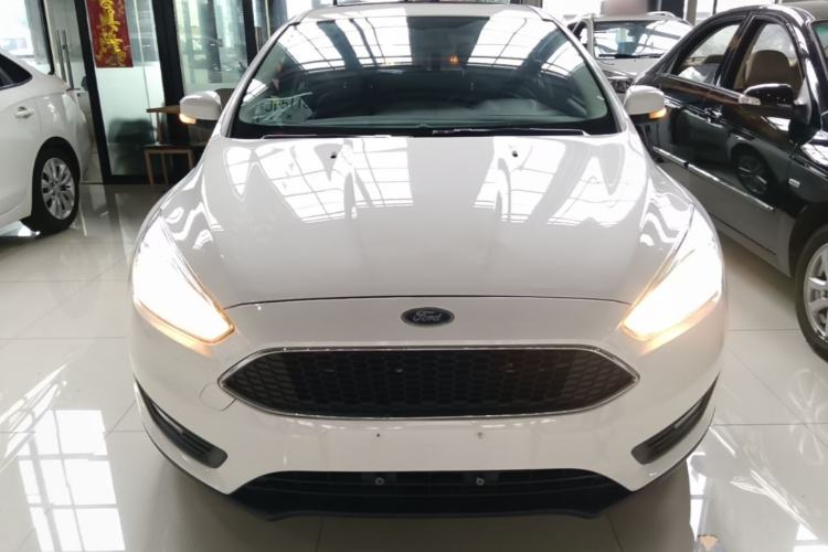 Used Ford Focus 2018 Hatchback Classic 1.6L Automatic Trendy SmartDrive Edition Front