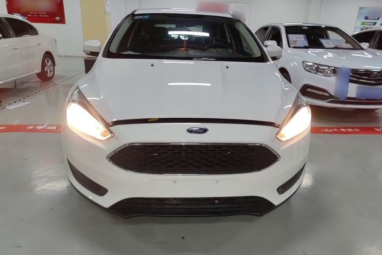 Used Ford Focus 2018 Hatchback Classic 1.6L Automatic Comfort Plus SmartDrive Edition Front