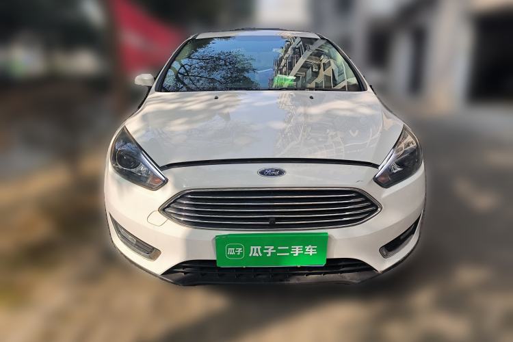 Used Ford Focus 2018 Sedan Classic EcoBoost 180 Automatic Elite Model Front