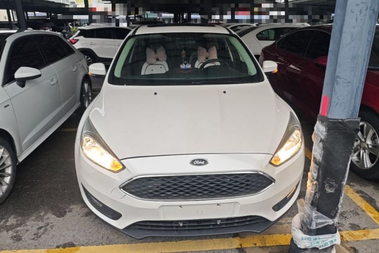 Used Ford Focus 2018 Hatchback Classic 1.6L Automatic Trendy SmartDrive Edition Front