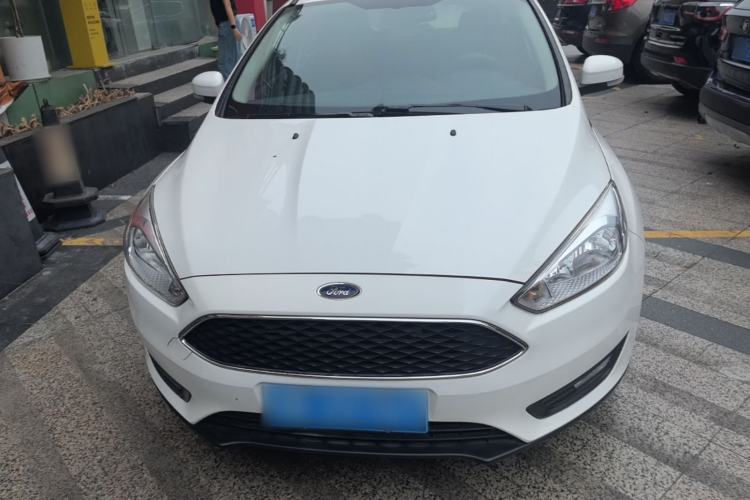 Used Ford Focus 2018 Hatchback Classic 1.6L Automatic Trendy SmartDrive Edition Front