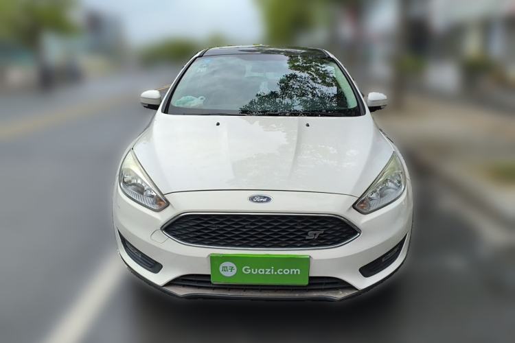 Used Ford Focus 2018 Hatchback Classic 1.6L Automatic Trendy SmartDrive Edition Front