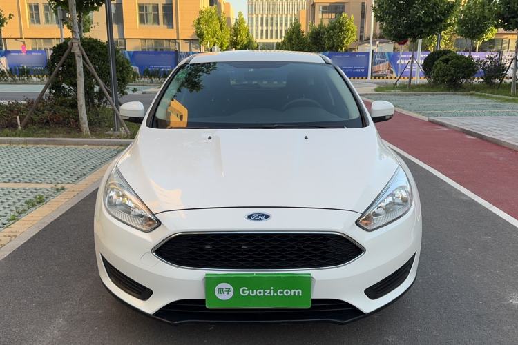 Used Ford Focus 2018 Hatchback Classic 1.6L Automatic Comfort Plus SmartDrive Edition Front
