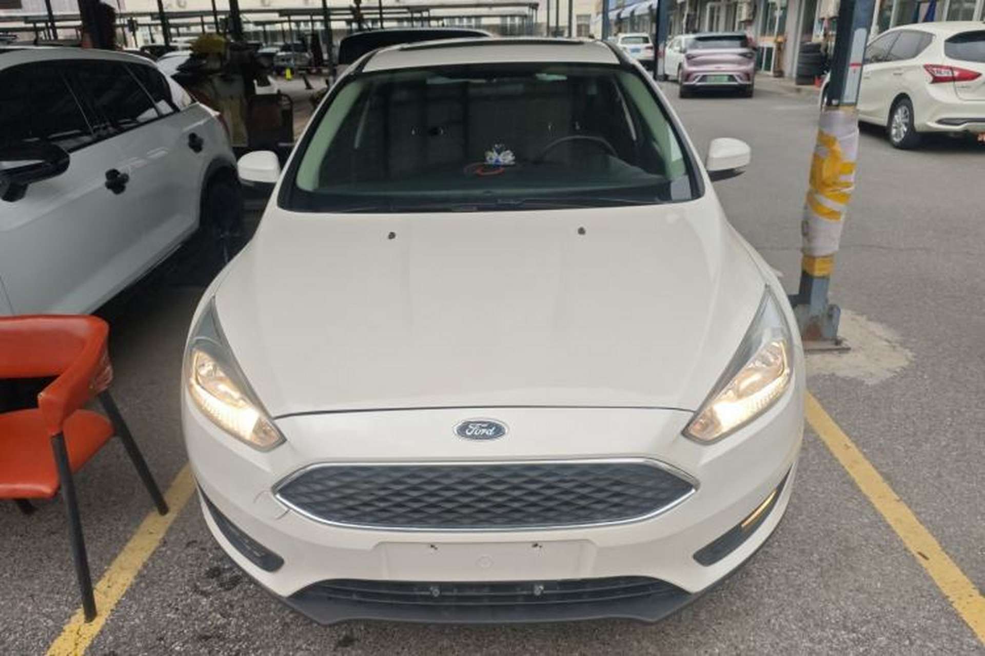 Used Ford Focus 2018 Hatchback Classic 1.6L Automatic Trendy SmartDrive Edition Front