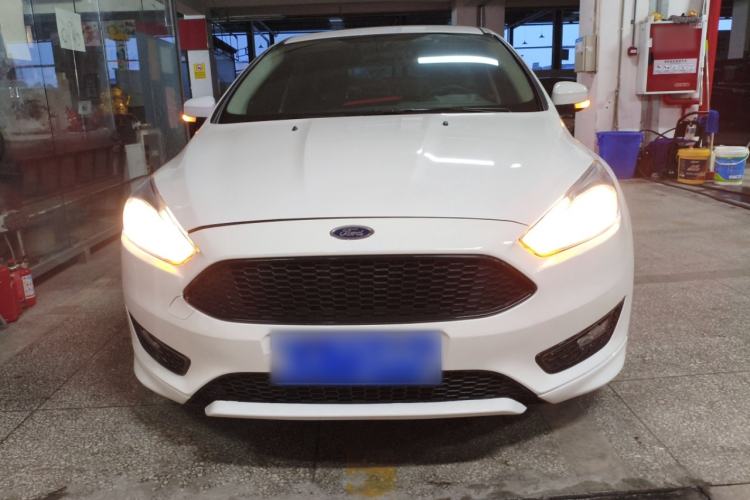 Used Ford Focus 2018 Hatchback Classic EcoBoost 180 Automatic Elite Model Front