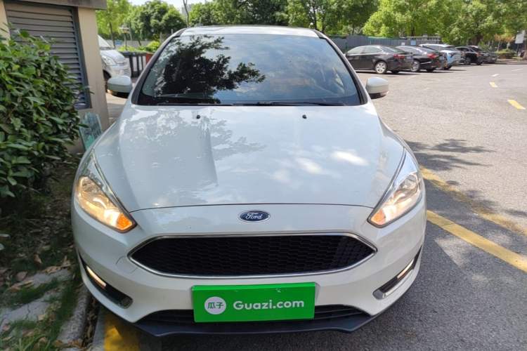 Used Ford Focus 2018 Sedan Classic EcoBoost 180 Automatic Elite Model Front