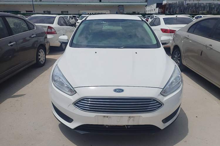 Used Ford Focus 2018 Sedan Classic 1.6L Automatic Comfort Plus Smart Drive Version Front