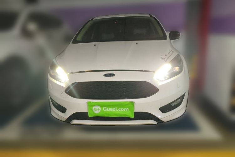 Used Ford Focus 2018 Hatchback Classic EcoBoost 180 Automatic Sport Edition Front