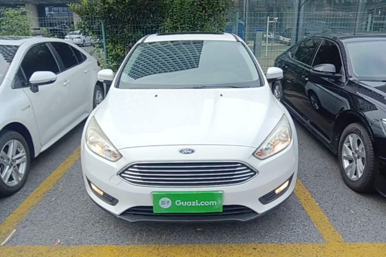 Used Ford Focus 2018 Sedan Classic 1.6L Automatic Trendy SmartDrive Edition Front