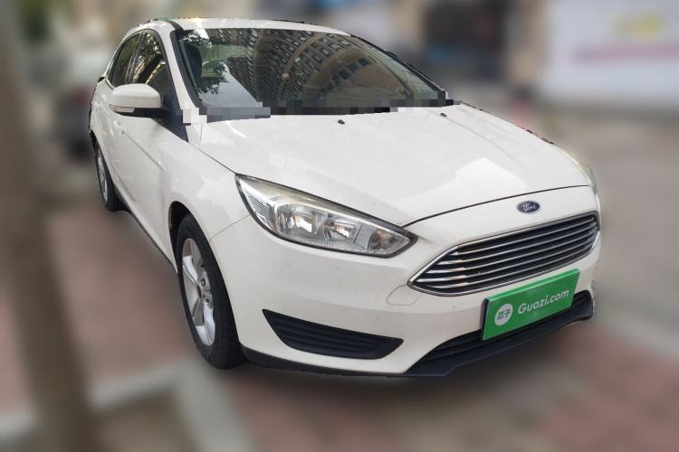 Used Ford Focus 2018 Sedan Classic 1.6L Manual Comfort Plus SmartDrive Edition Front Right 45 Deg