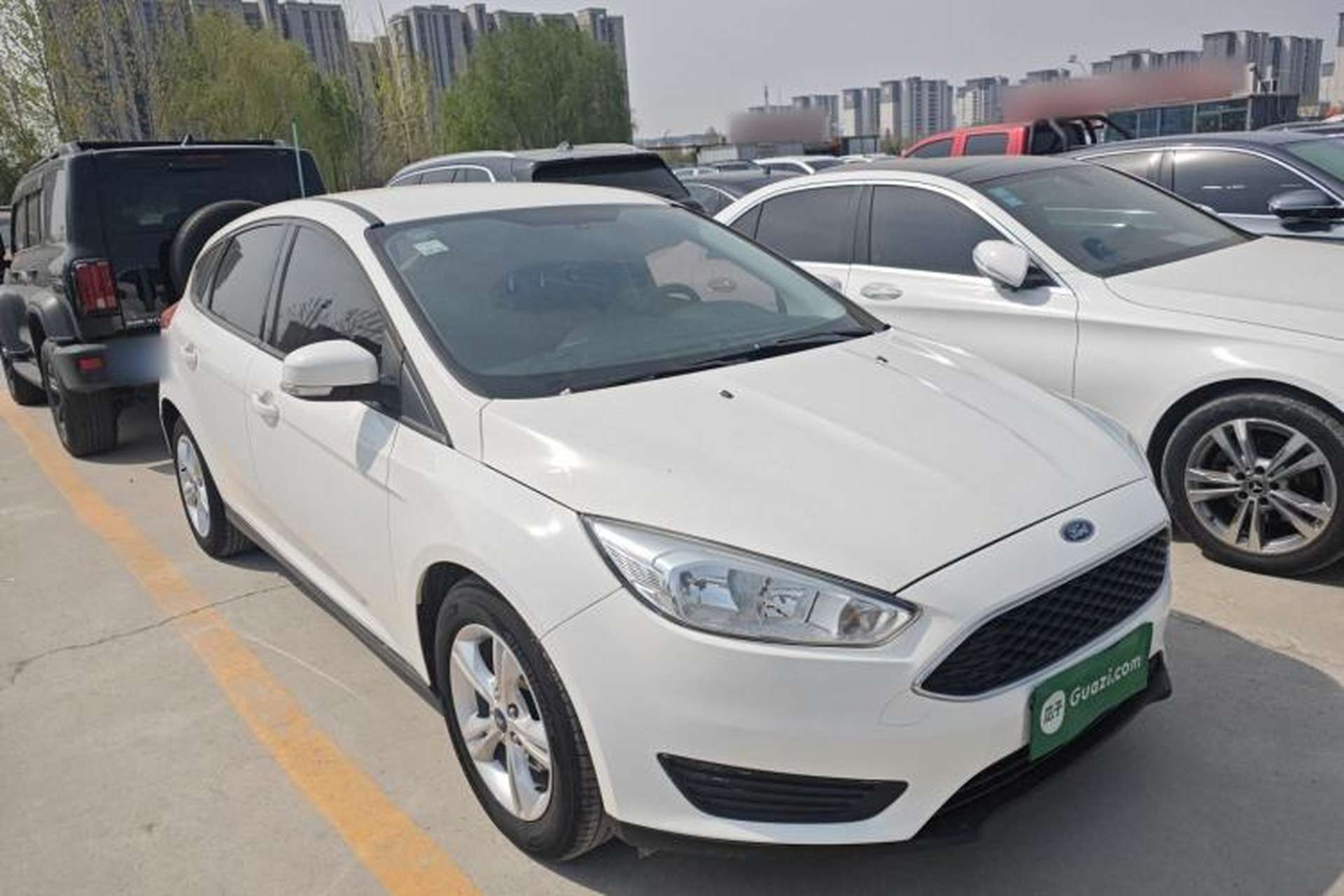 Used Ford Focus 2018 Hatchback Classic 1.6L Automatic Comfort Plus SmartDrive Edition Front Right 45 Deg
