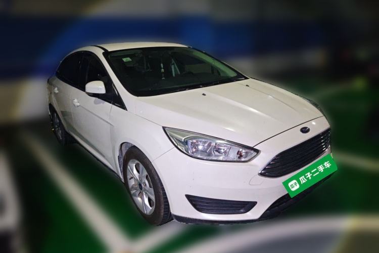 Used Ford Focus 2018 Sedan Classic 1.6L Automatic Comfort Plus Smart Drive Version Front Right 45 Deg