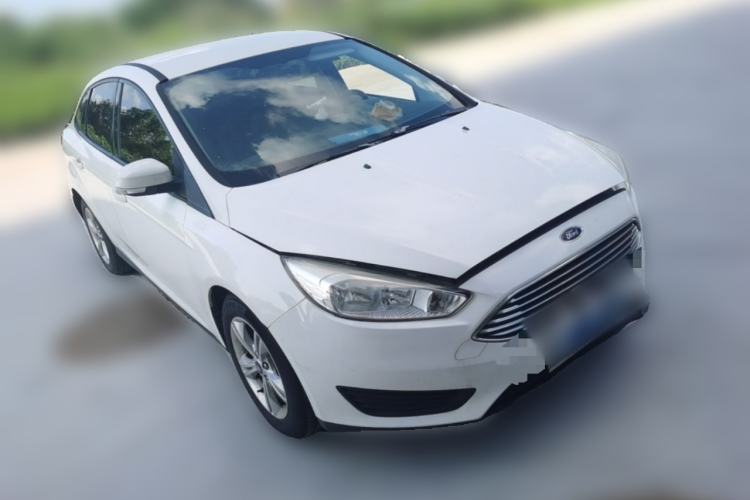 Used Ford Focus 2018 Sedan Classic 1.6L Automatic Comfort Plus Smart Drive Version Front Right 45 Deg