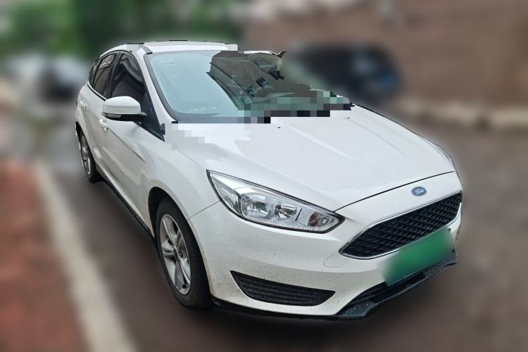 Used Ford Focus 2018 Hatchback Classic 1.6L Manual Comfort Plus SmartDrive Edition Front Right 45 Deg