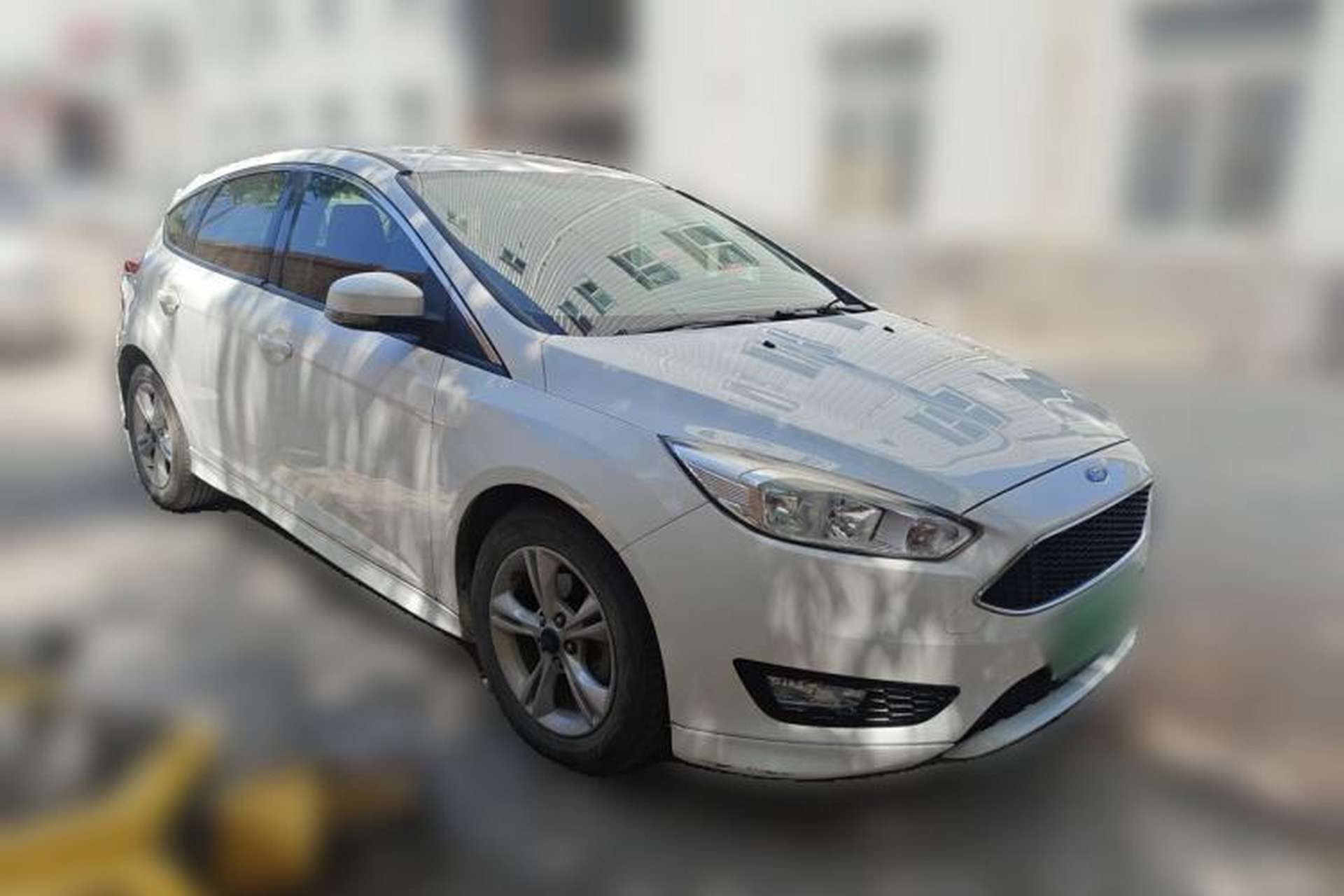 Used Ford Focus 2018 Hatchback Classic 1.6L Automatic Comfort Plus SmartDrive Edition Front Right 45 Deg