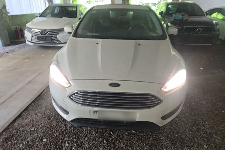 Used Ford Focus 2018 Sedan Classic 1.6L Automatic Trendy SmartDrive Edition Front