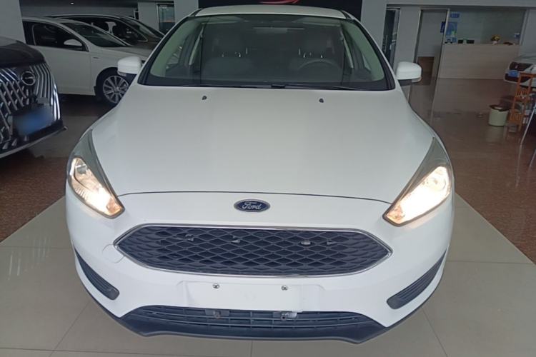 Used Ford Focus 2018 Hatchback Classic 1.6L Automatic Comfort Plus SmartDrive Edition Front