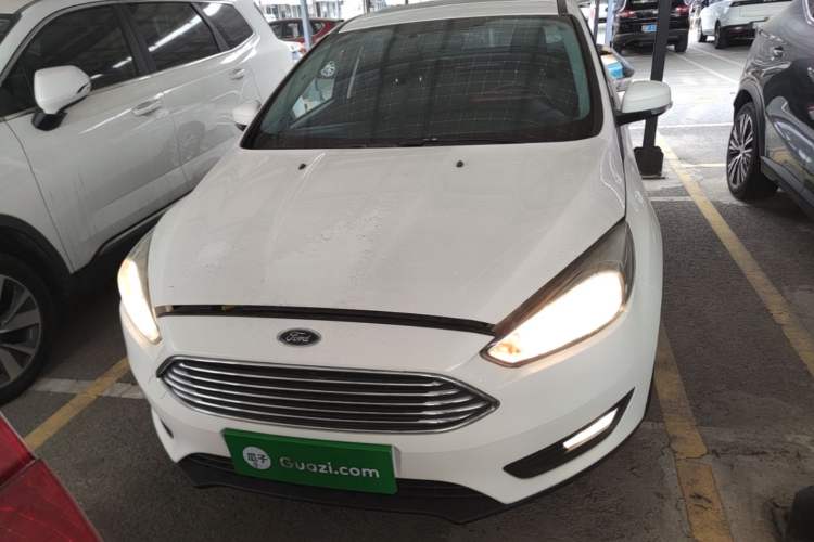 Used Ford Focus 2018 Sedan Classic 1.6L Automatic Trendy SmartDrive Edition Front